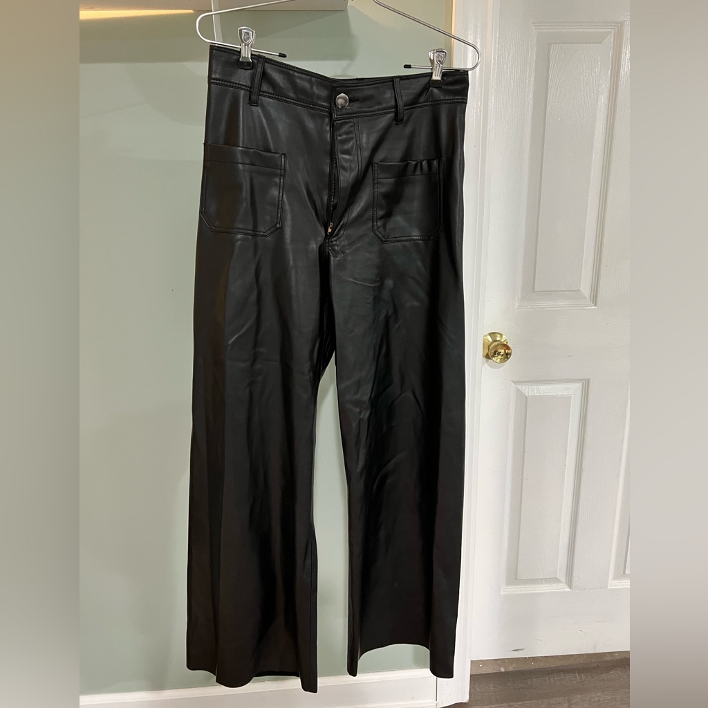 Zara Black Pleather Wide Leg Pants. Size 8